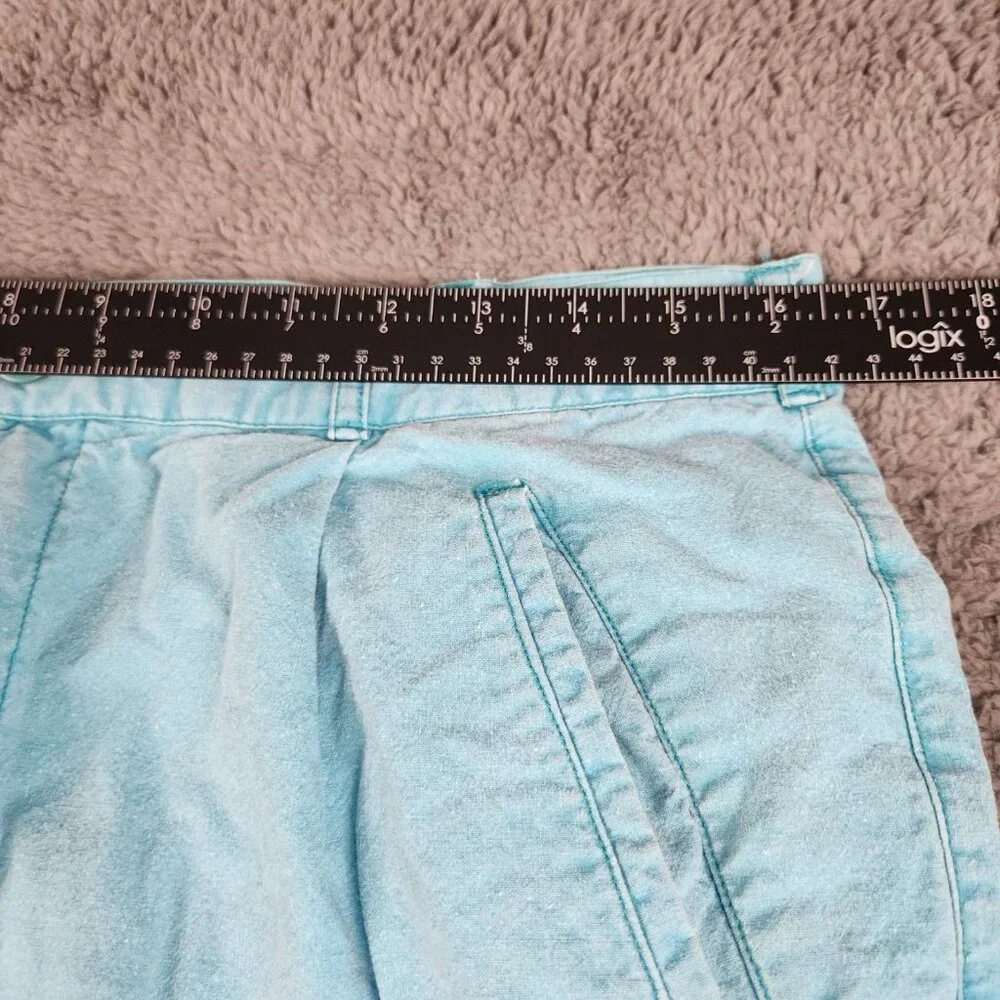 Le Tigre item details